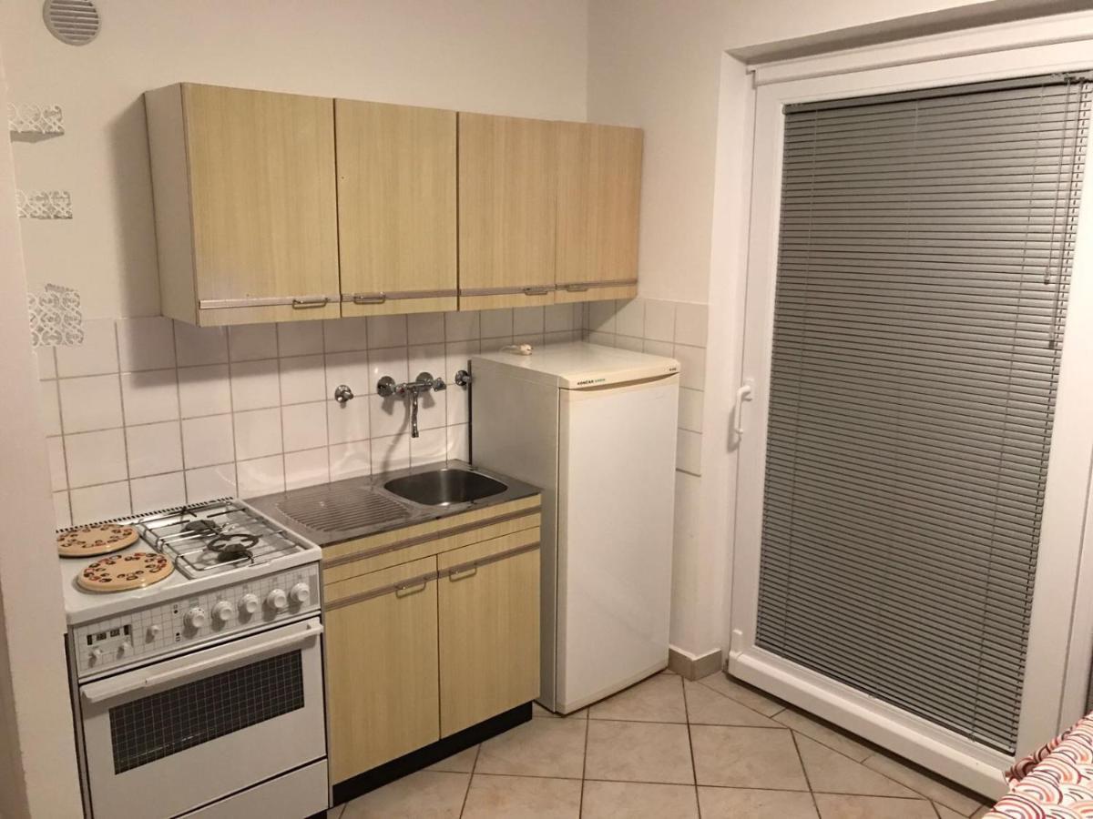 Jurisic Apartments Novaglia Esterno foto