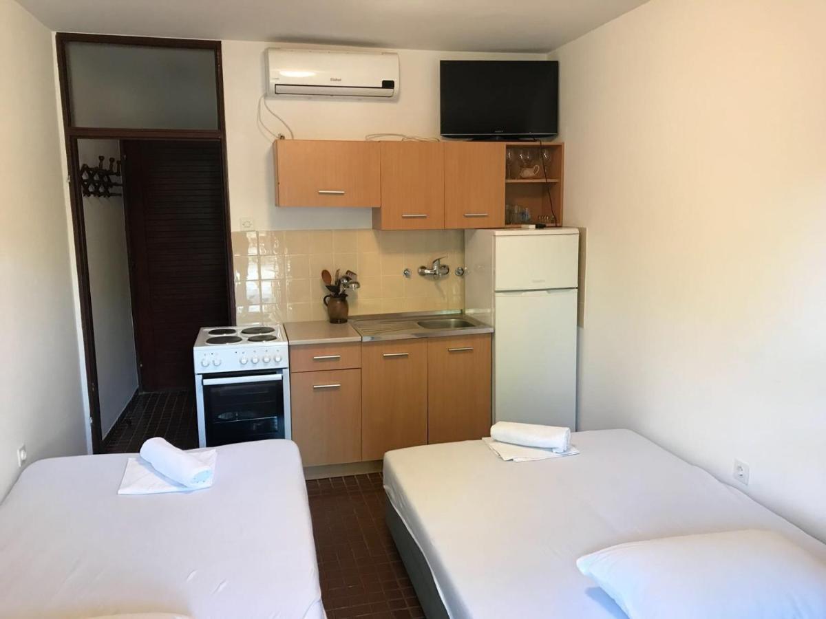 Jurisic Apartments Novaglia Esterno foto