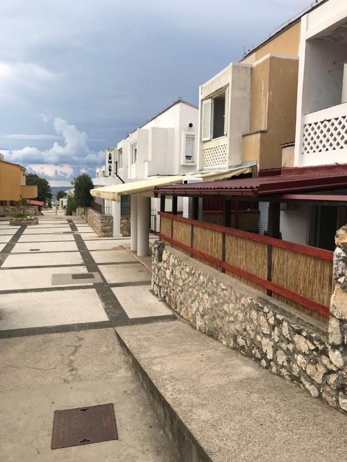 Jurisic Apartments Novaglia Esterno foto